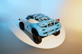     1755336 (a):sparco :2500x1668