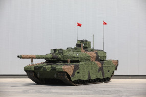     1756531 (a):sparco :2560x1707