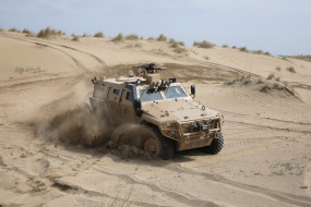     1756806 (a):sparco :4096x2731