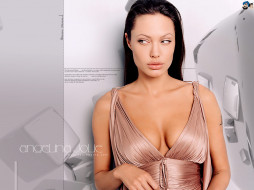Angelina Jolie, 