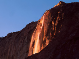 Last Light, Horsetail Falls, Yosemite National Park, California     1600x1200 