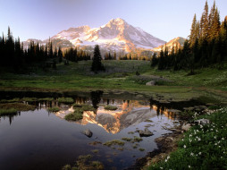 Mount Rainier Reflections, Washington     1600x1200 