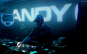 Andy C live on stage     1920x1200 andy, live, on, stage, , 