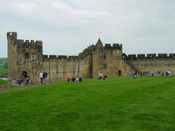 Alnwick Castle,UK     1024x768 alnwick, castle, uk, , , , 