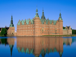 Frederiksborg Castle, Hillerod, Denmark     1600x1200 frederiksborg, castle, hillerod, denmark, , , , 