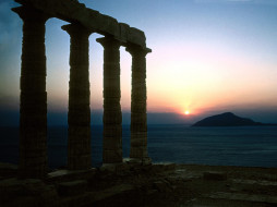 Temple of Poseidon at Sunset, Cape Sounion, Greece     1600x1200 temple, of, poseidon, at, sunset, cape, sounion, greece, 