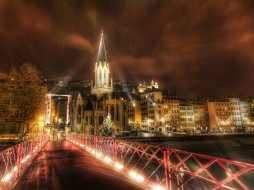 Crossing the Bridge into Old Lyon, France     1920x1440 crossing, the, bridge, into, old, lyon, france, , 