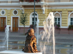 Kossuth Square, Szolnok, Hungary     1600x1200 kossuth, square, szolnok, hungary, , , , , 
