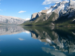 Lake Minnewanka - Banff National Park     1280x960 