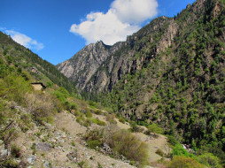 Gorge-Trek to Ninong-Yunnan Province-China     1600x1200 
