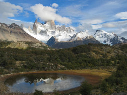 Cerro Torre (3102 m) and Los Glaciares National Park, Argentina     1600x1200 