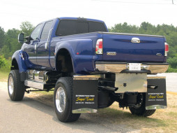 Ford F650     1024x768 