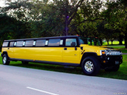 Hummer Limousine     1024x768 hummer, limousine, 