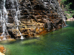 Twin falls Kakadu National Park      2600x1950 