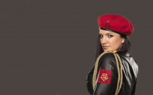 Red Alert 3     1680x1050 red, alert, , , command, conquer, gina, joy, carano, , , , , , , 3