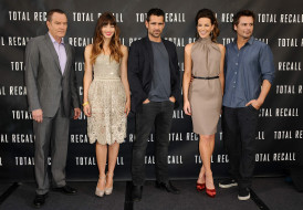 Kate Beckinsale, Colin Farrell, Jessica Biel     2560x1777 kate, beckinsale, colin, farrell, jessica, biel, , , , , , , , 