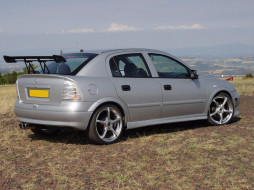 Opel Astra     1024x768 opel, astra, 