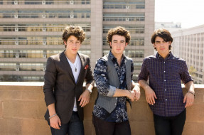 Jonas Brothers     2000x1327 jonas, brothers, , -, -, , , teen, pop