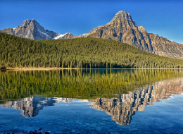 Howse Peak, Mount Chephren, Alberta, Canada     2048x1497 howse, peak, mount, chephren, alberta, canada, , , , lower, waterfowl, lake, , , , , 