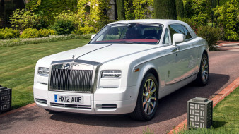 Rolls Royce phantom обои для рабочего стола 2048x1152 rolls, royce, phantom, автомобили, rolls-royce, motor, cars, ltd, класс-люкс, великобритания