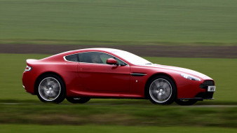 Aston Martin v8 vantage     2048x1152 aston, martin, v8, vantage, , ltd, , 