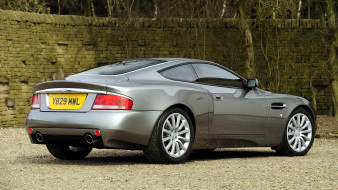 Aston Martin V12 Vanquish     2048x1152 aston, martin, v12, vanquish, , ltd, , 
