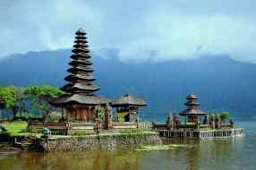 Pura Ulun Danu Bratan, Bali, Indonesia     2048x1365 pura, ulun, danu, bratan, bali, indonesia, , , , , lake, , , , 