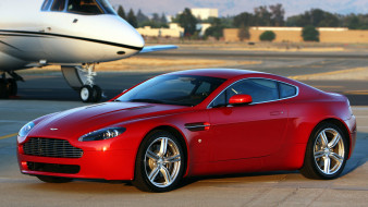 Aston Martin V8 Vantage     2048x1152 aston, martin, v8, vantage, , ltd, , 