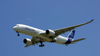 Airbus A350-900     1980x1116 airbus, a350, 900, , , , , , 