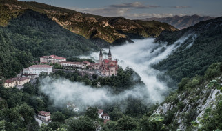 Covadonga, Asturias, Spain     2031x1200 covadonga, asturias, spain, , , , , , , picos, de, europa, , 