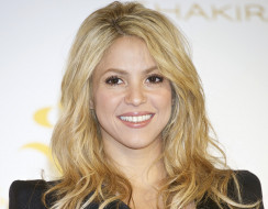 Shakira     1990x1554 shakira, , , , , , , , 