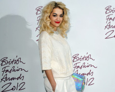 Rita Ora     1920x1534 rita, ora, , , , r, and, b, , 