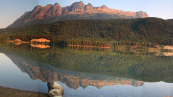 Yellowhead Lake Mt Robson Provincial Park       2592x1461 yellowhead, lake, mt, robson, provincial, park, , , , , , 
