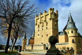 Alcázar of Segovia, Spain     2100x1400 seg&, 243, via, castle, , , , , , , 
