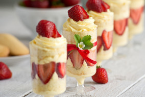      1920x1289 , , , , cream, strawberries, , dessert, , 
