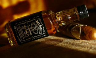 Jack Daniel’s обои для рабочего стола 2098x1274 jack daniel’s, бренды, jack daniel`s, алкоголь, бутылка, бренд, виски