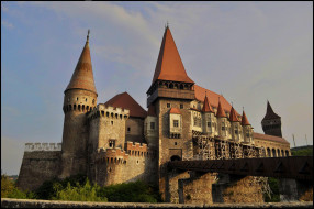 Corvin Castle, Hunedoara, Romania     2216x1477 castelul corvinilor, , - ,  ,  , , , 