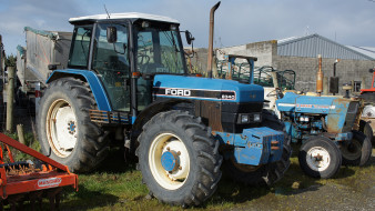 1993 Ford 8340 Tractor.     1920x1080 1993 ford 8340 tractor, , , 1979, ford, 6600, tractor