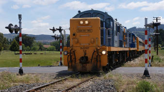 Taieri Gorge Railway DJ 3107 EX NZR Locomotive     1920x1080 taieri gorge railway dj 3107 ex nzr locomotive, , , , , , , , , 