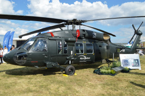 Sikorsky UH-60 Black Hawk     2048x1365 sikorsky uh-60 black hawk, , , , , , , , 