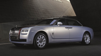 Rolls Royce Ghost     2048x1152 rolls royce ghost, , rolls-royce, rolls, royce, motor, cars, ltd, , -
