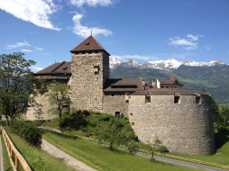 Vaduz Castle, Liechtenstein     2048x1536 vaduz castle,  liechtenstein, , - ,  ,  , , 