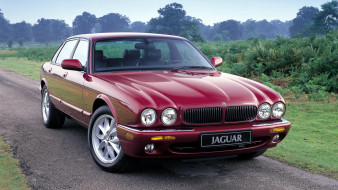 Jaguar XJ     2048x1152 jaguar xj, , jaguar, land, rover, ltd, , -, 