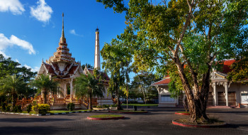 Chalong Temple, Phuket, Thailand     2048x1113 chalong temple,  phuket,  thailand, , -    , , , 