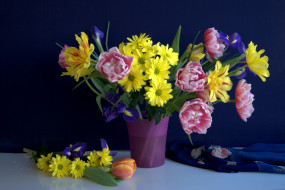 цветы, букеты,  композиции, ирис, хризантемы, тюльпаны
