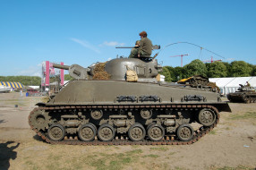 Sherman M4A3(75)W Tank     2048x1361 sherman m4a3, 75, w tank, ,  , , , 