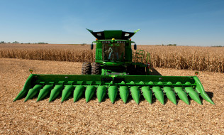 John Deere S serie harvester with cornhead in Iowa     2656x1600 john deere s serie harvester with cornhead in iowa, , , , , , 