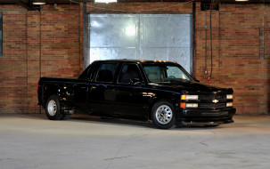 1994 Chevrolet Crew Cab Dually Pickup     2550x1600 1994 chevrolet crew cab dually pickup, , custom pick-up, chevrolet