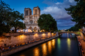 Notre Dame de Paris - Paris, France     2500x1667 notre dame de paris - paris,  france, ,  , , , , , , , , , , france, seine, river, paris, notre, dame, de