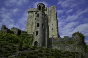 Blarney Castle, Cork, Ireland.     2048x1365 blarney castle,  cork,  ireland, ,  , , , 